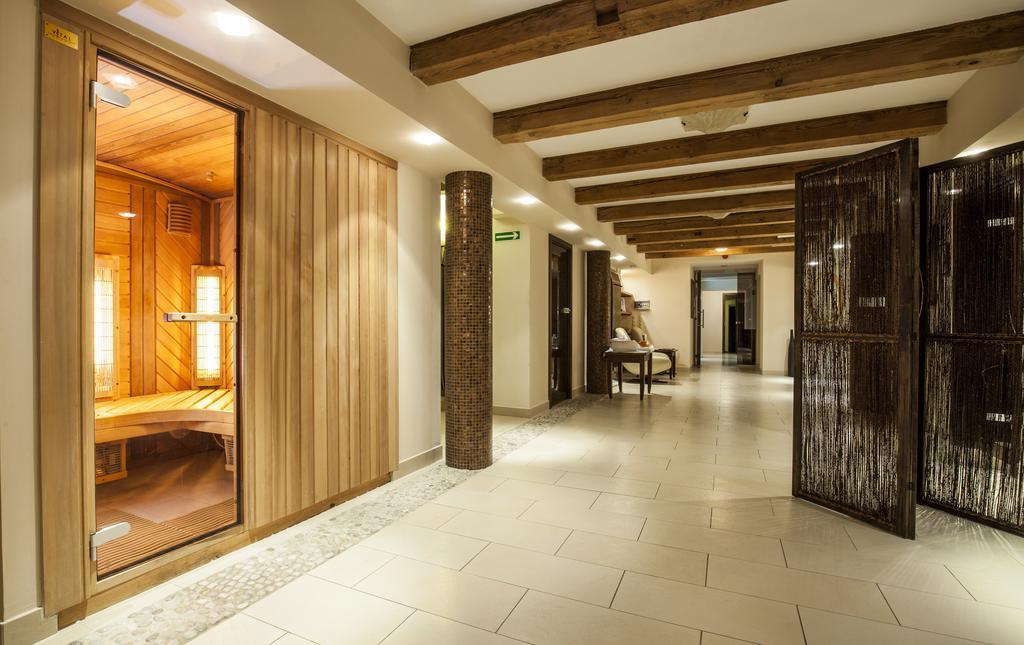 Hotel Lubicz Устка Екстериор снимка